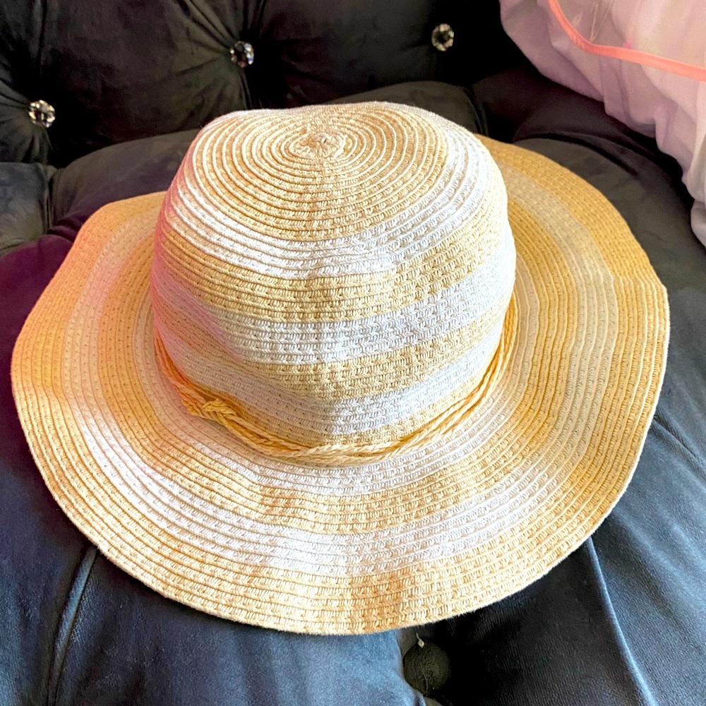 Beach 🏖 Hat 👒